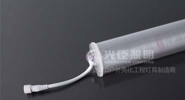 客戶深夜轉(zhuǎn)款訂購LED數(shù)碼管，執(zhí)著的精神感染著光臣!