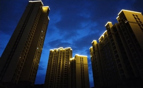 想買戶外LED洗墻燈，哪家的好用呢?