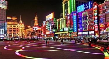 亮化燈具廠家分享：中國(guó)夜晚照明燈光慢慢升溫