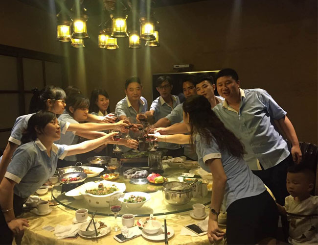 光臣LED護(hù)欄管廠家