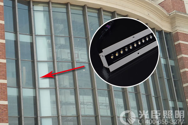 嵌入式線(xiàn)條燈